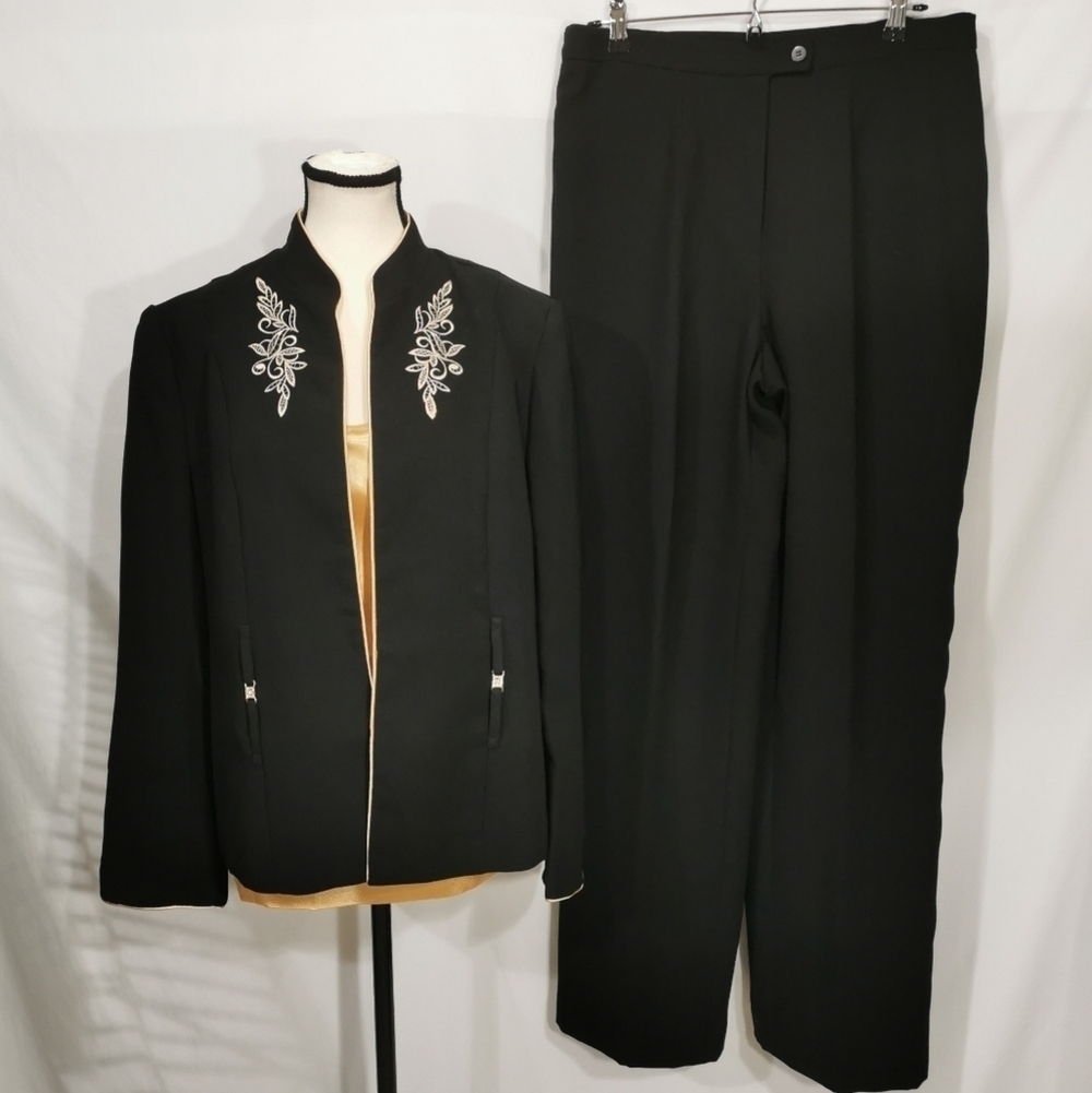 Tradition 3-Pce Pant Suit in Black with Gold - Sz 14